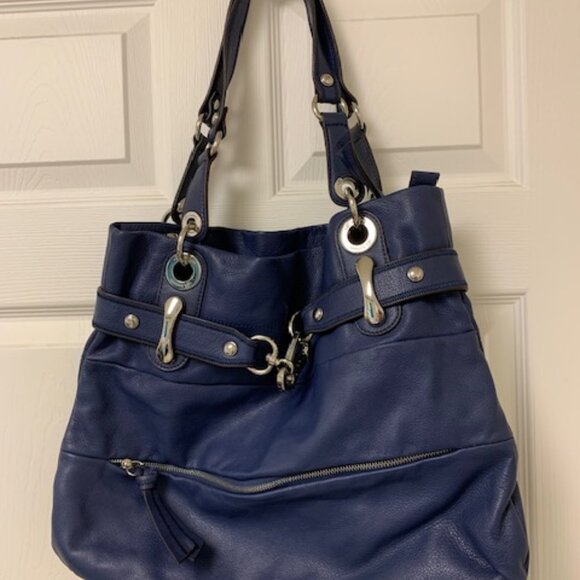 B Makowsky Blue Leather textured finish double strap shoulder bag with purse bag - Picture 1 of 14
